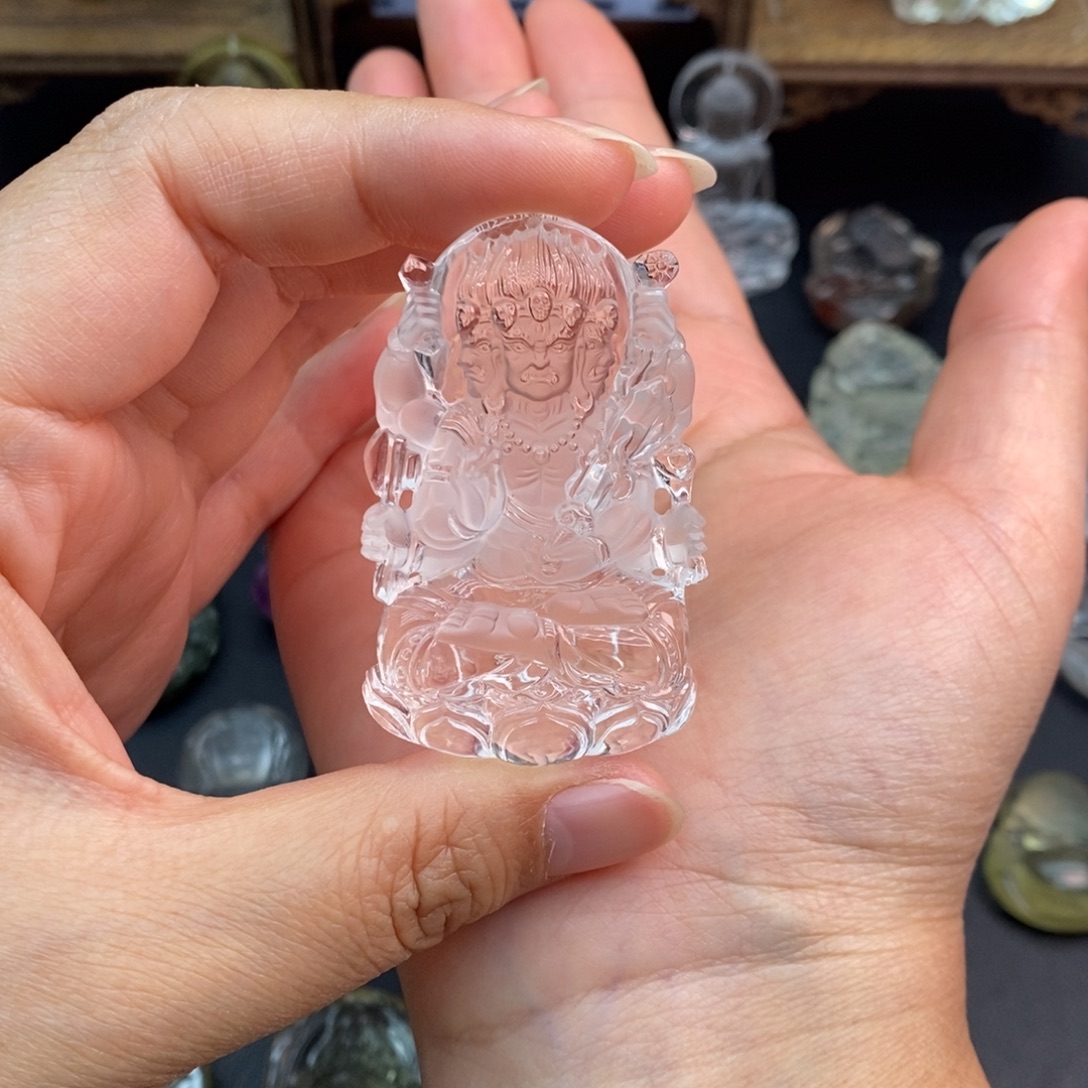 吣***水晶颈饰未镶嵌定制