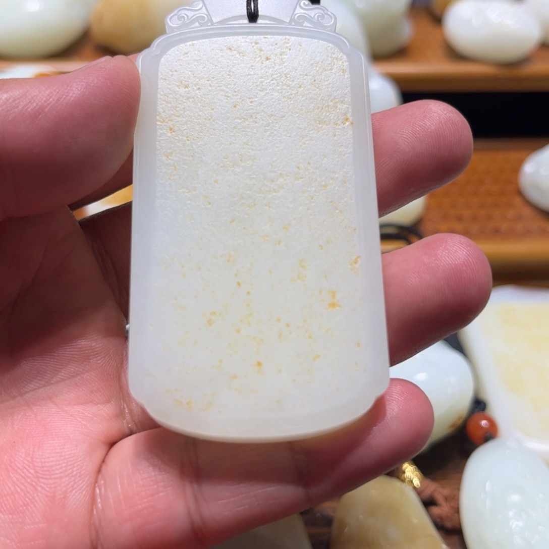 和田玉摆件未镶嵌成****m