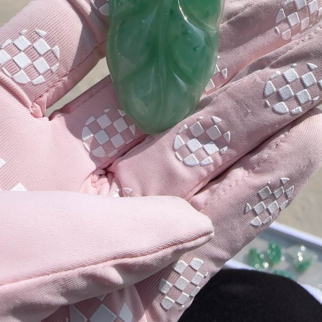 石英质玉颈饰未镶嵌