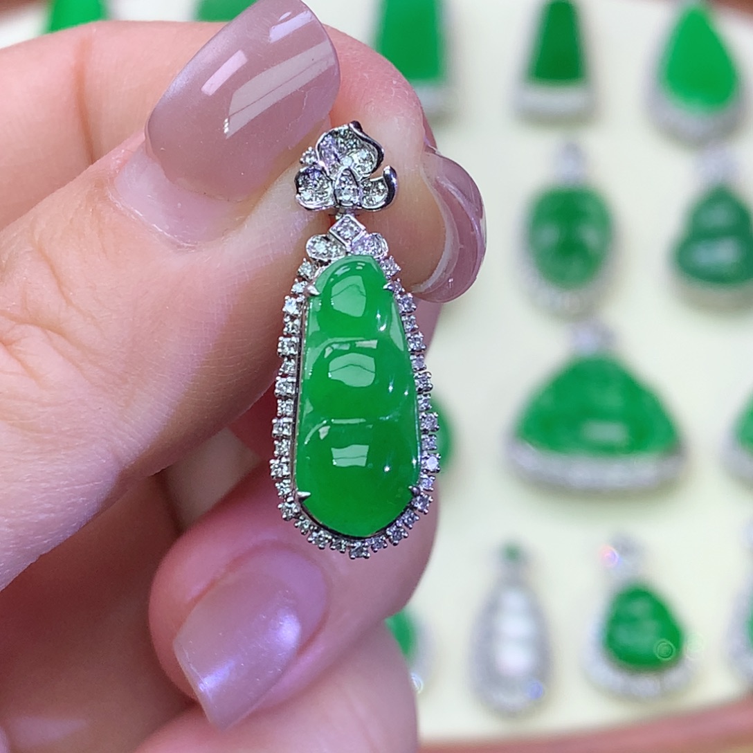 翡翠18K金镶嵌吊坠(不含链)