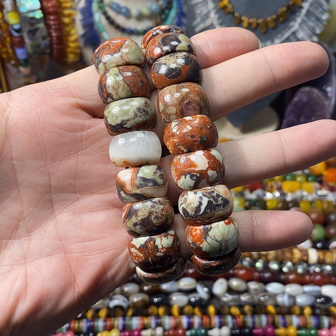 石英质玉未镶嵌，金钱玛瑙手牌20mm，一圈，