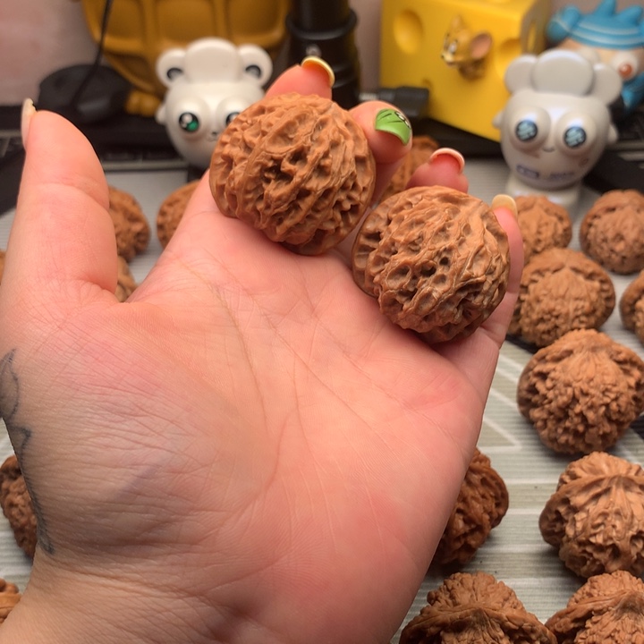 文玩核桃把件苹果园全品40尺寸