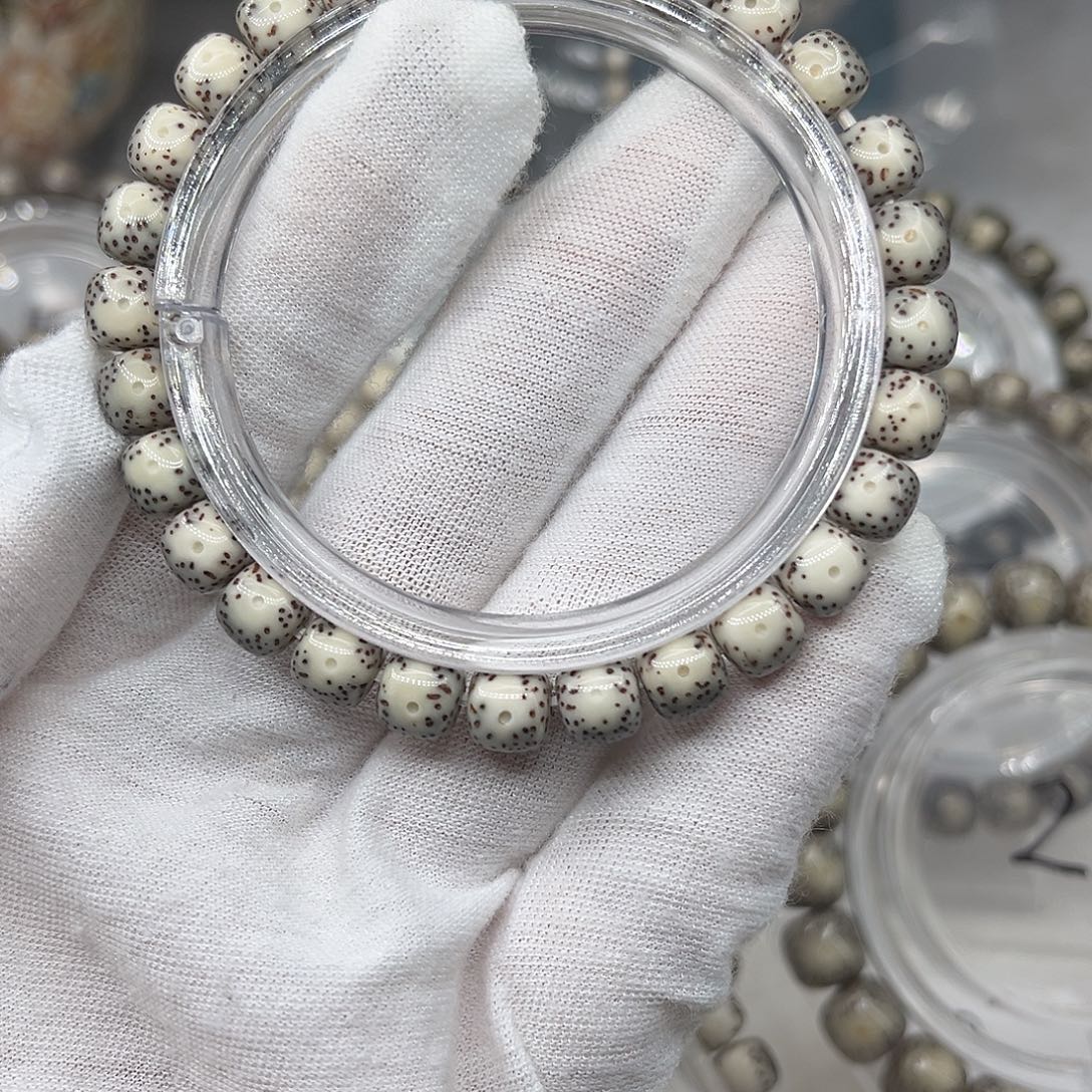 手串星月菩提8尺寸小通体