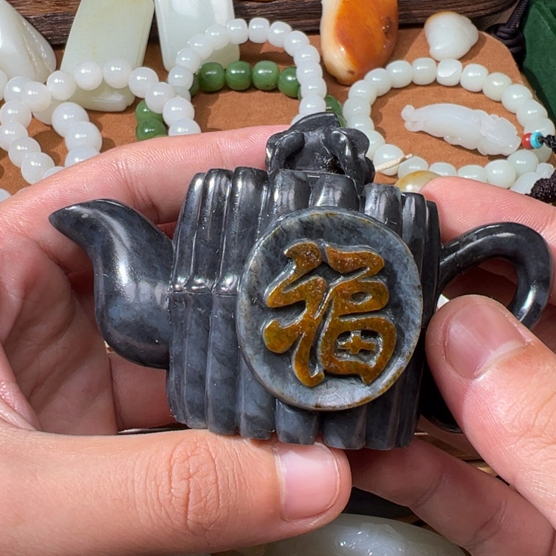 和田玉（子料）未镶嵌挂件