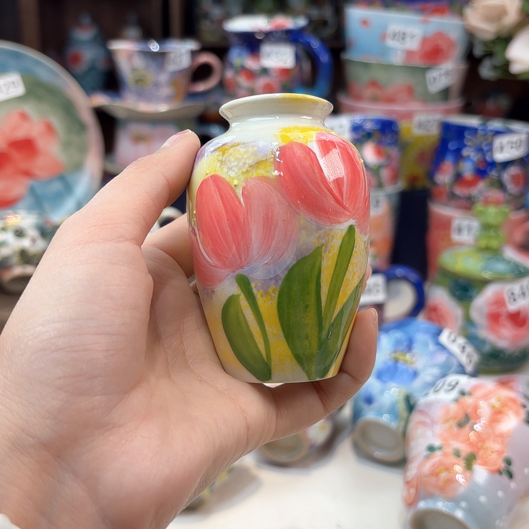 瓷片兔兔好e o o o o o o o o o o o