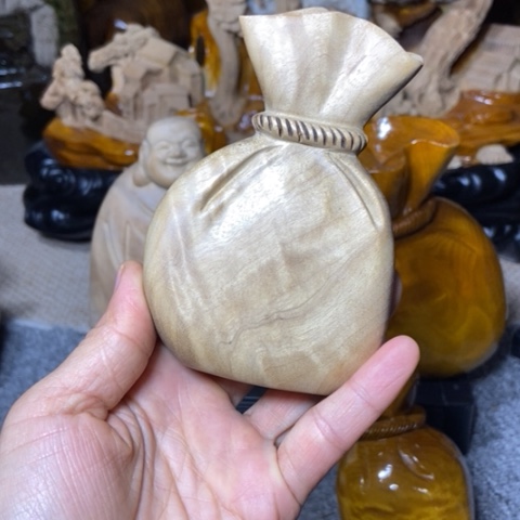 金丝楠代代有福的