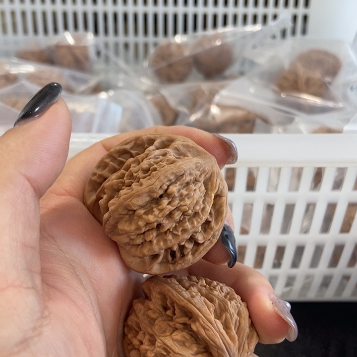 吊坠文玩核桃望月瑕疵