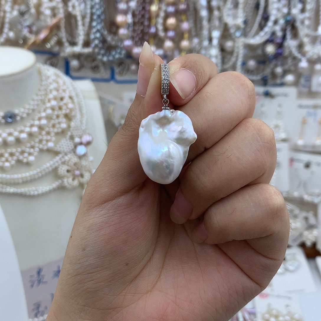 淡水珍珠合金颈饰