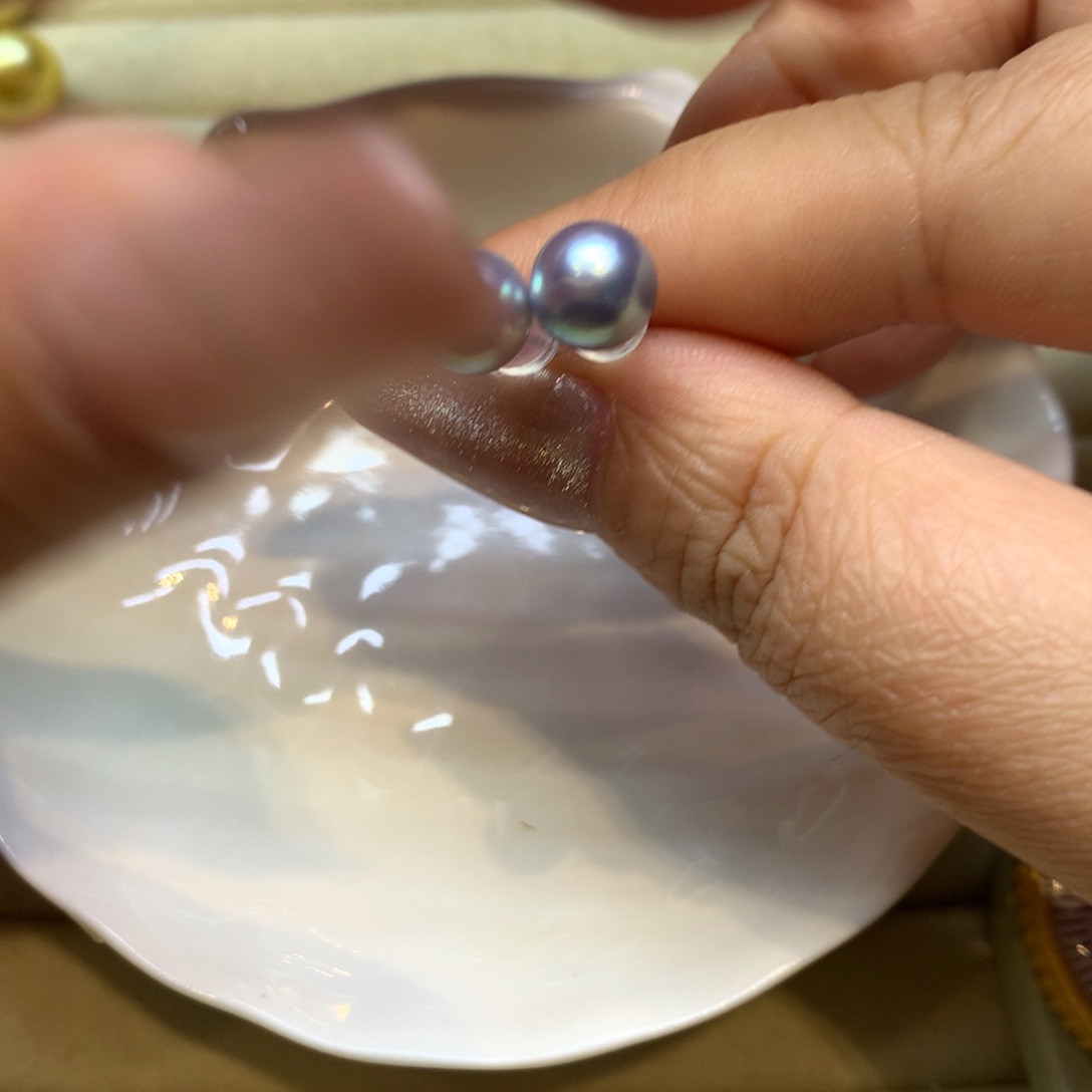 铂Pt950镶嵌耳饰海水珍珠