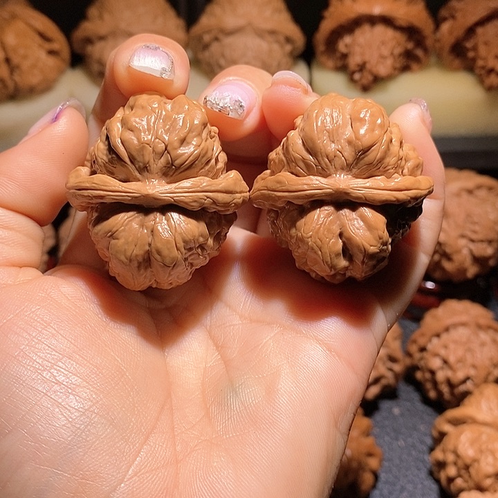 文玩核桃把件39蛤蟆头