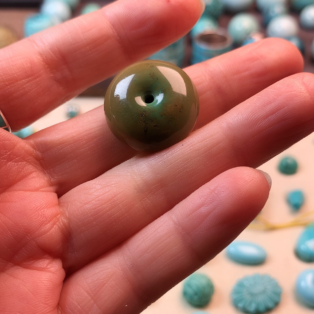 绿松石配饰未镶嵌