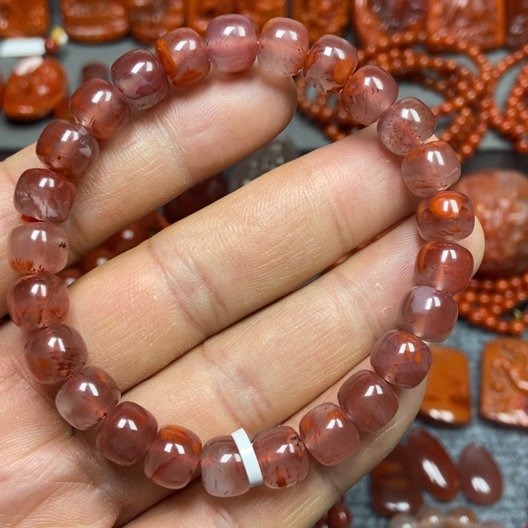 南红玛瑙手串未镶嵌9mm