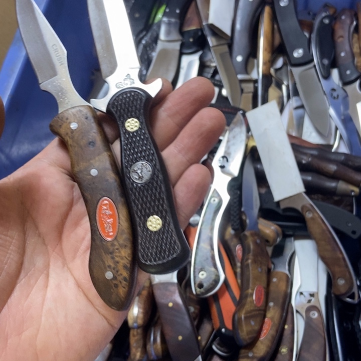 选***8户外多功能工具小刀