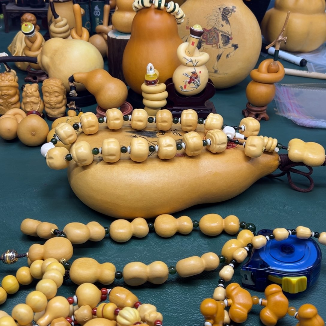 小***）大叶紫檀（黑酸枝木类）