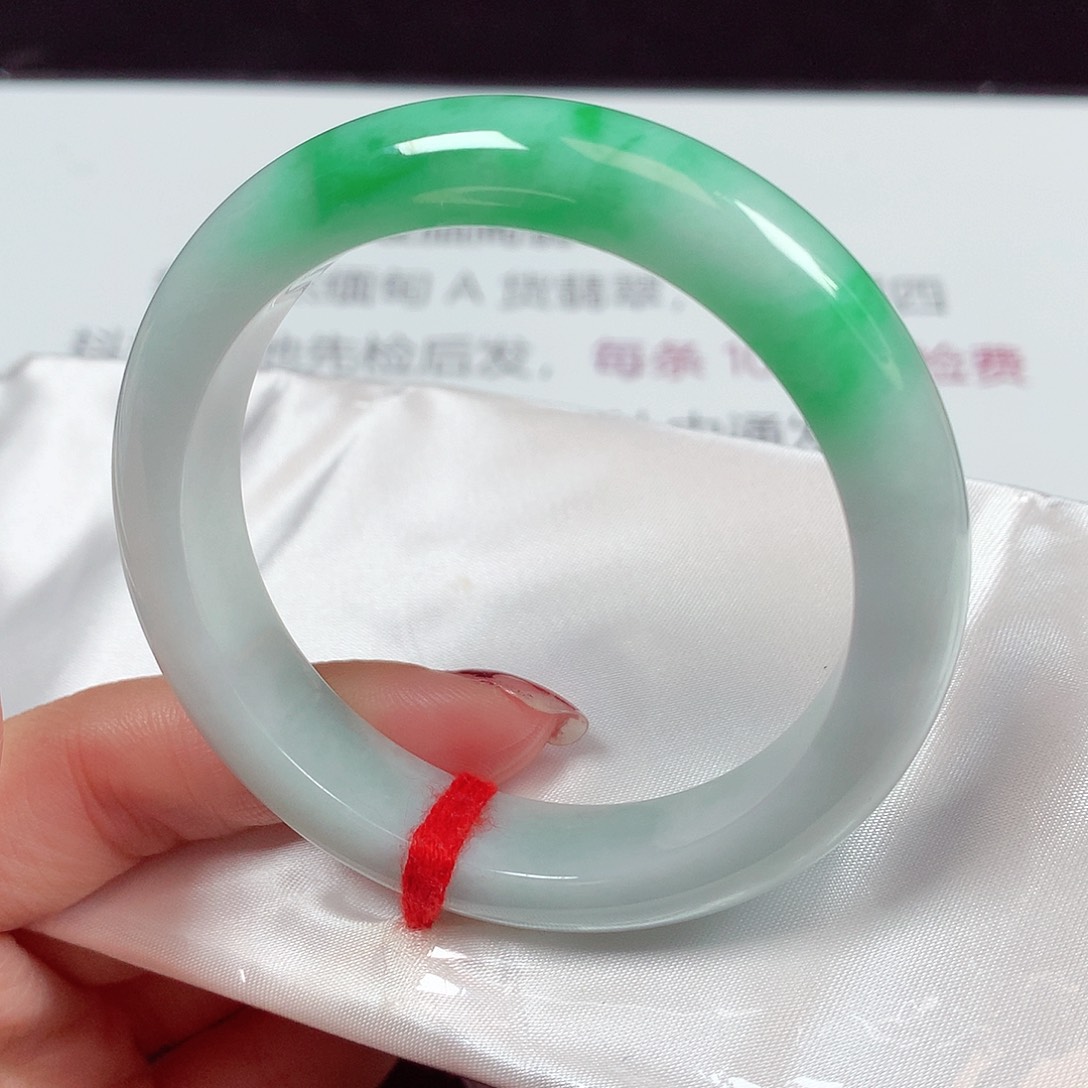 翡翠未镶嵌手镯1446