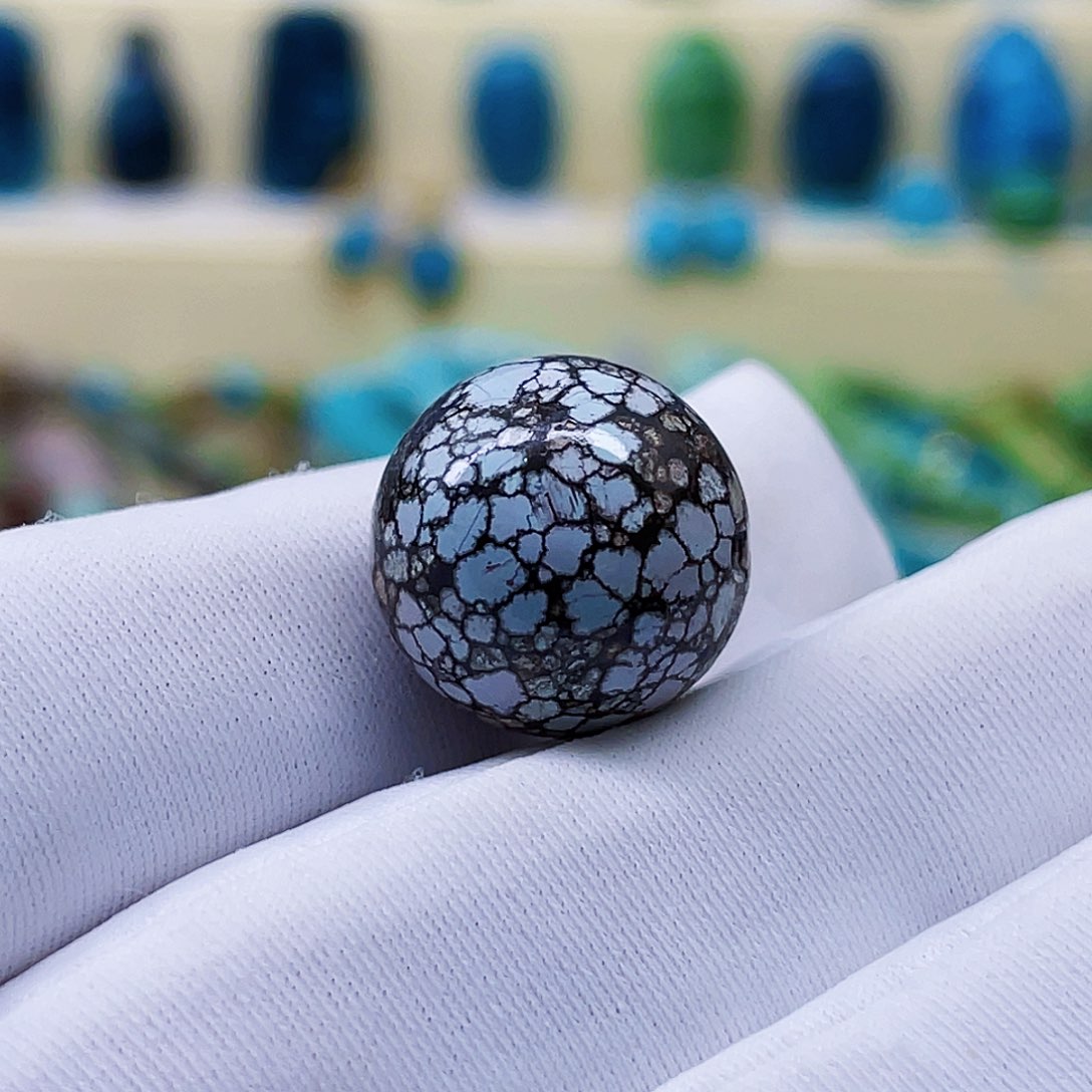 绿松石颈饰未镶嵌