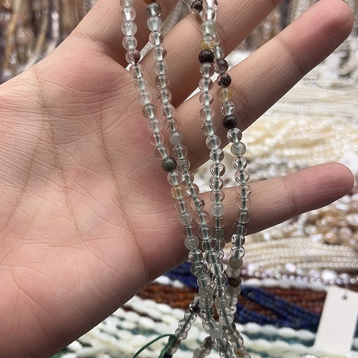 未镶嵌玛瑙/玉髓珠宝半成品一条4mm左右幽灵水晶多圈