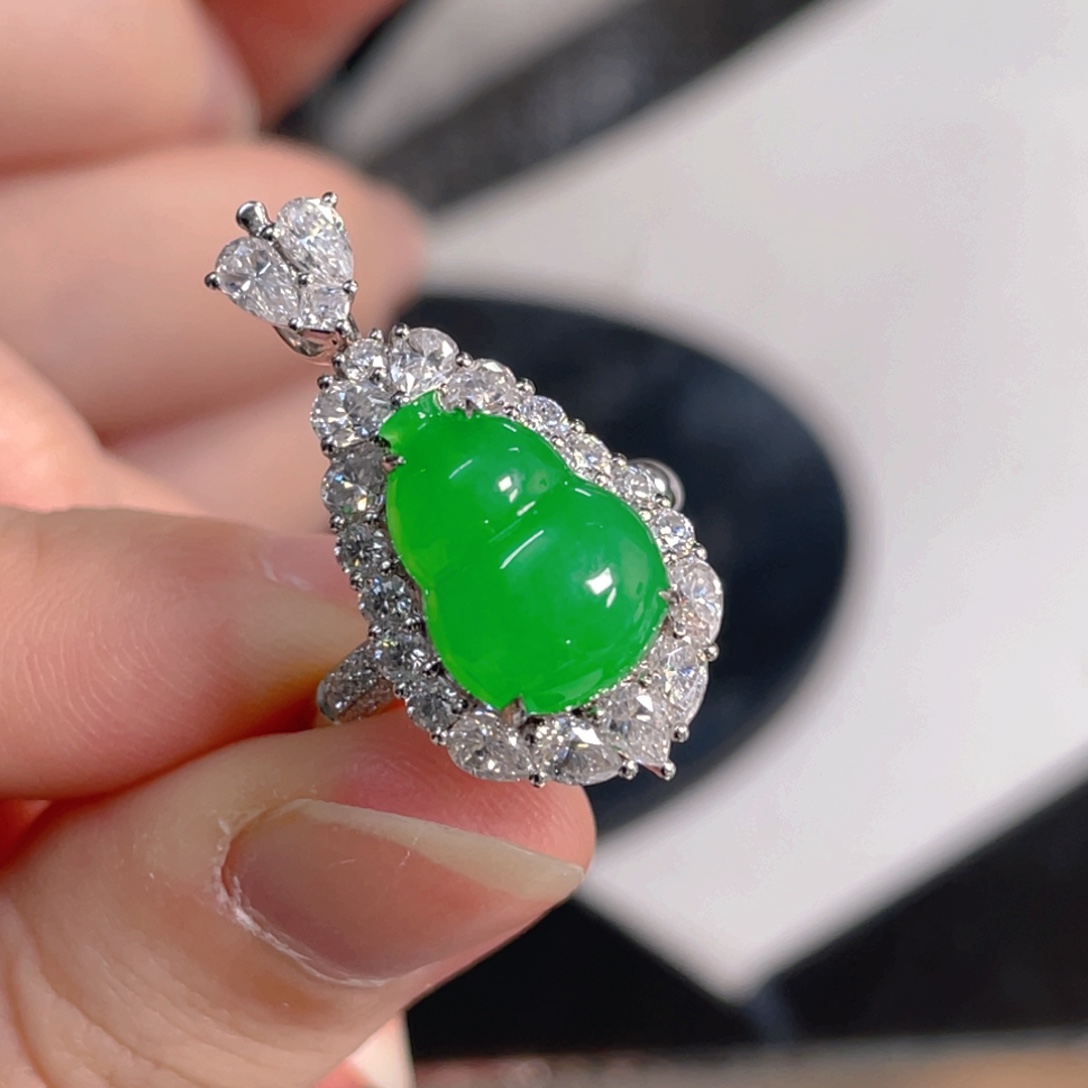 翡翠18K金镶嵌吊坠(不含链)