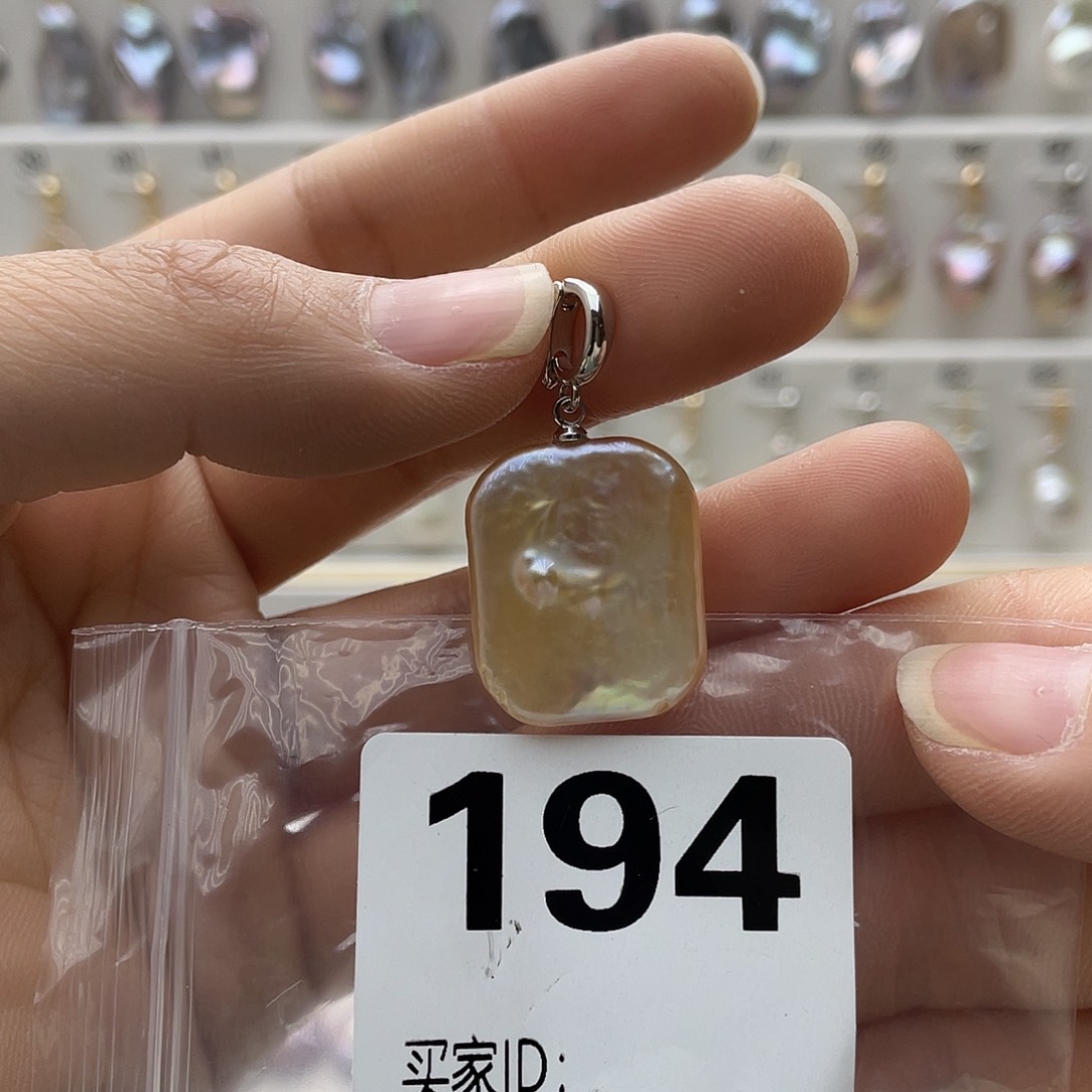 淡水珍珠颈饰未镶嵌