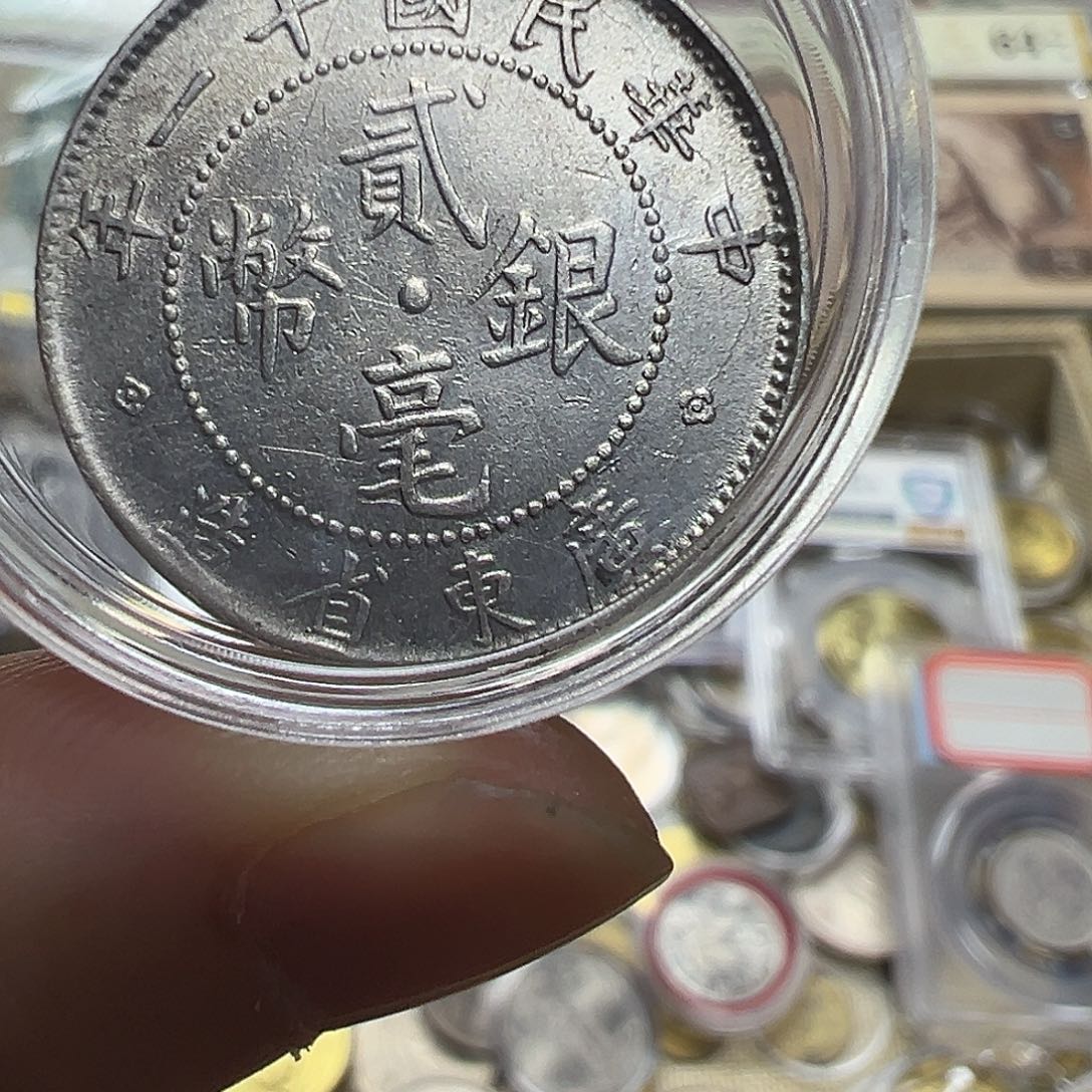 拍品。              