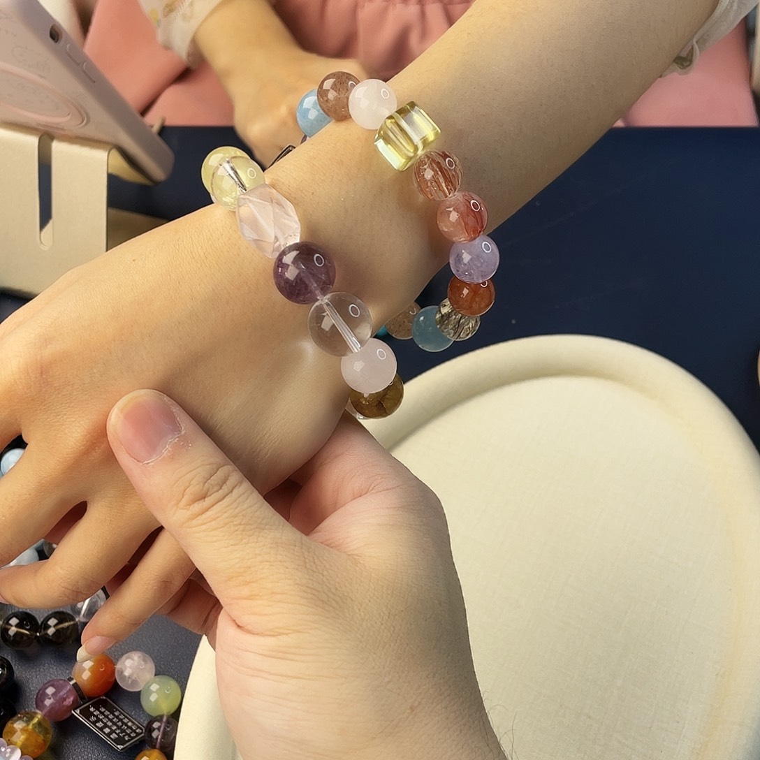 银S925镶嵌水晶手链