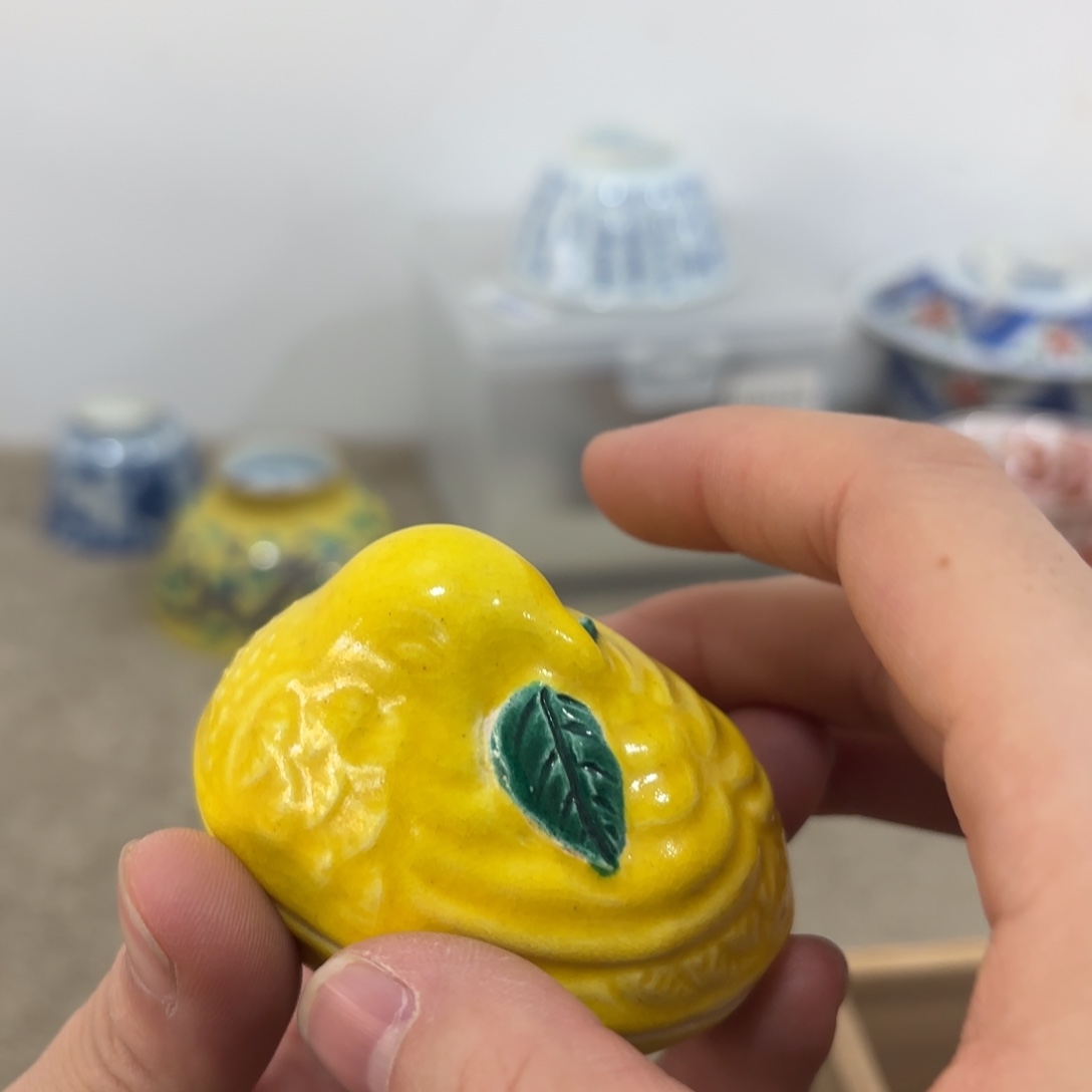 瓷片非常好看漂亮的物品 