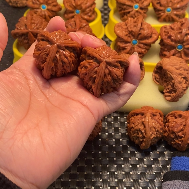 吊坠文玩核桃四座楼正奔……