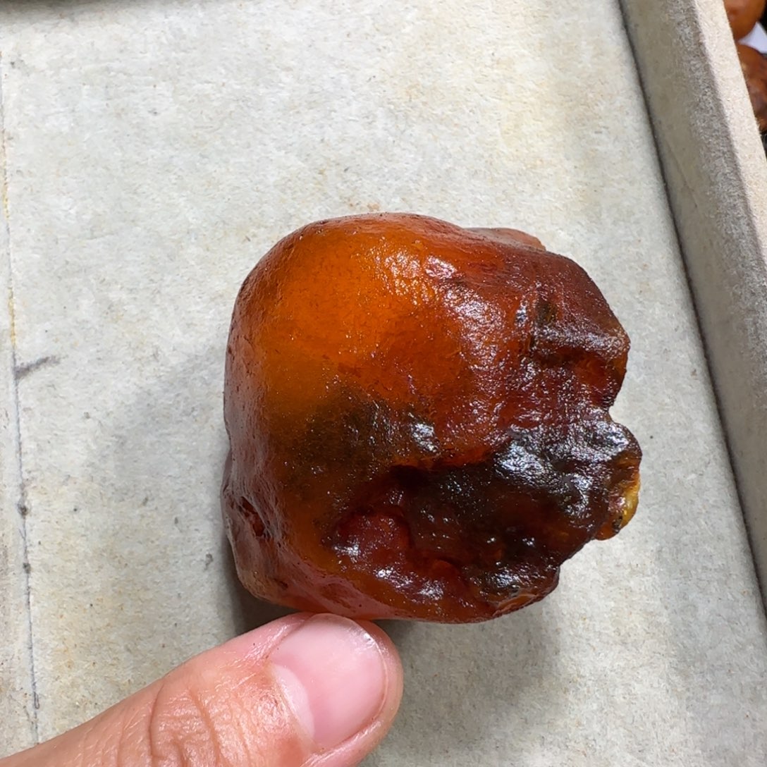 未镶嵌定制琥珀翟****?专属定制