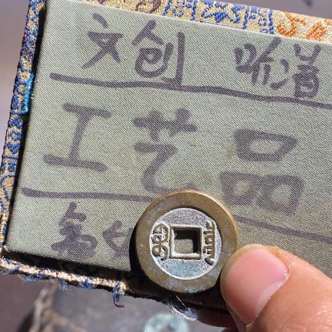 大叶紫檀（黑酸枝木类）定制版到光