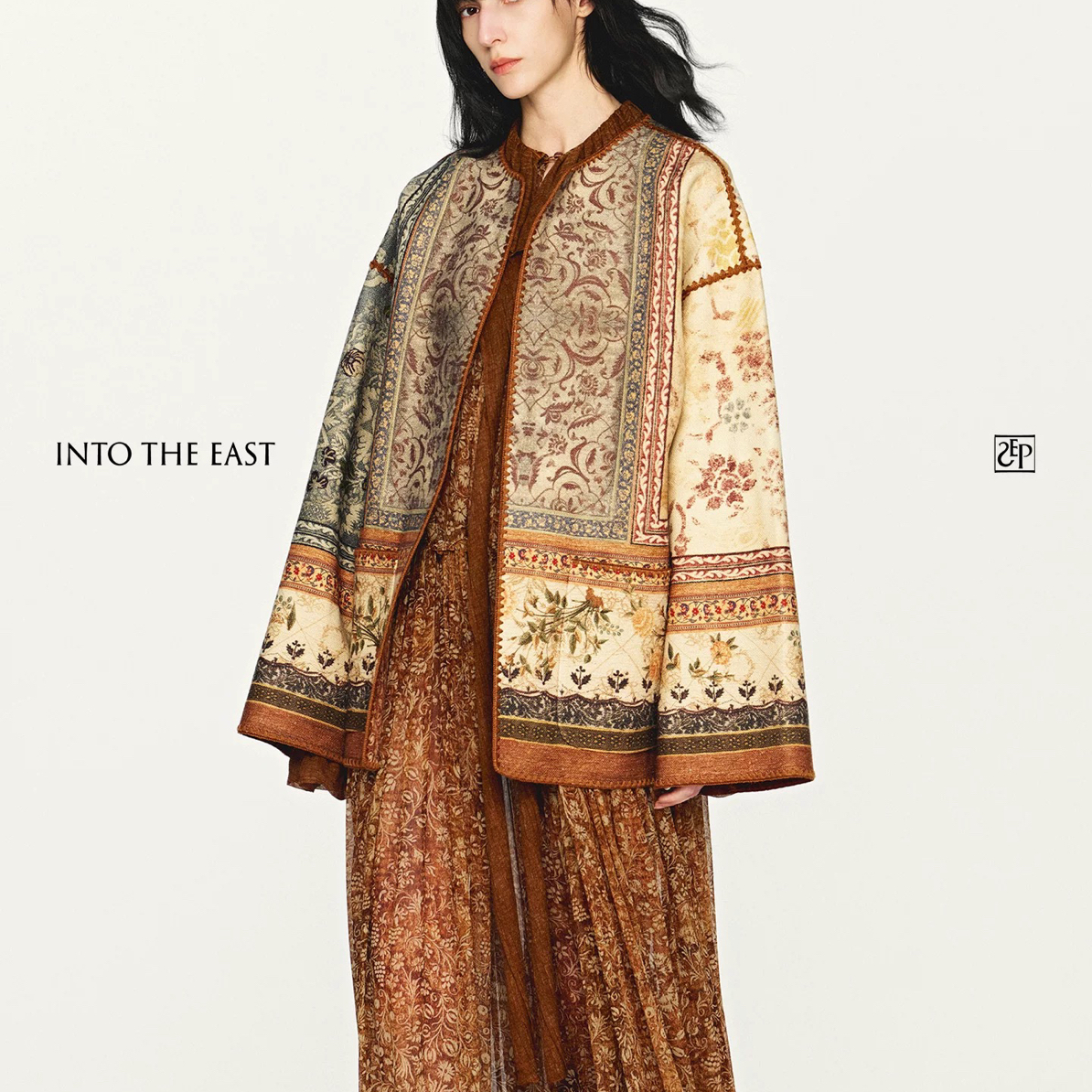 Into The East柞蚕丝双面印花外套