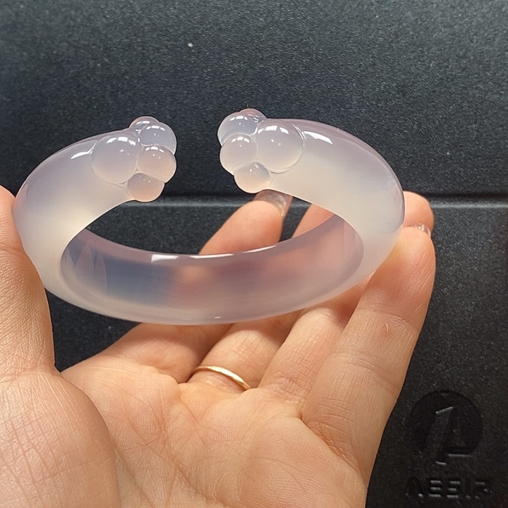 玛瑙/玉髓手镯未镶嵌58.5