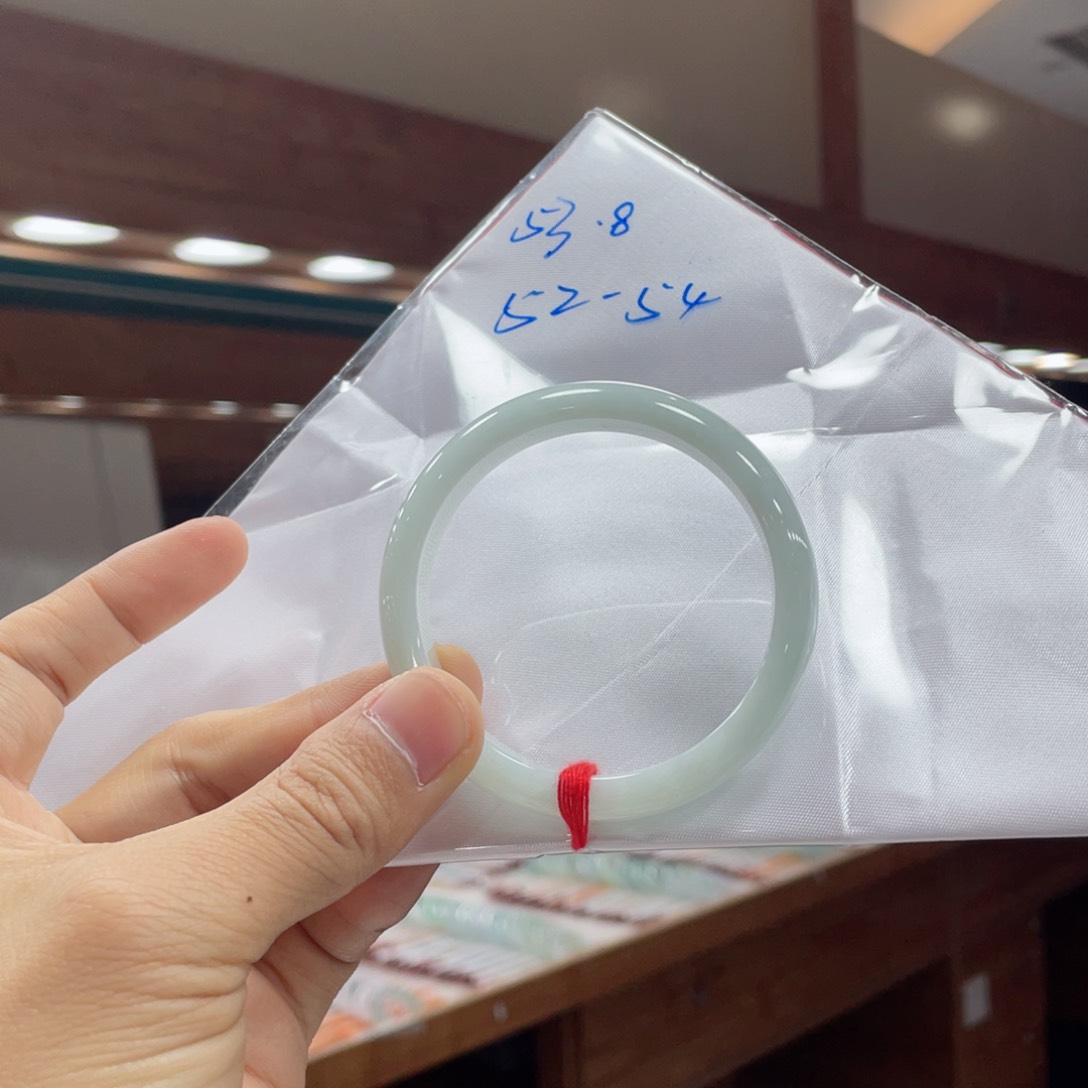 翡翠手镯未镶嵌买断