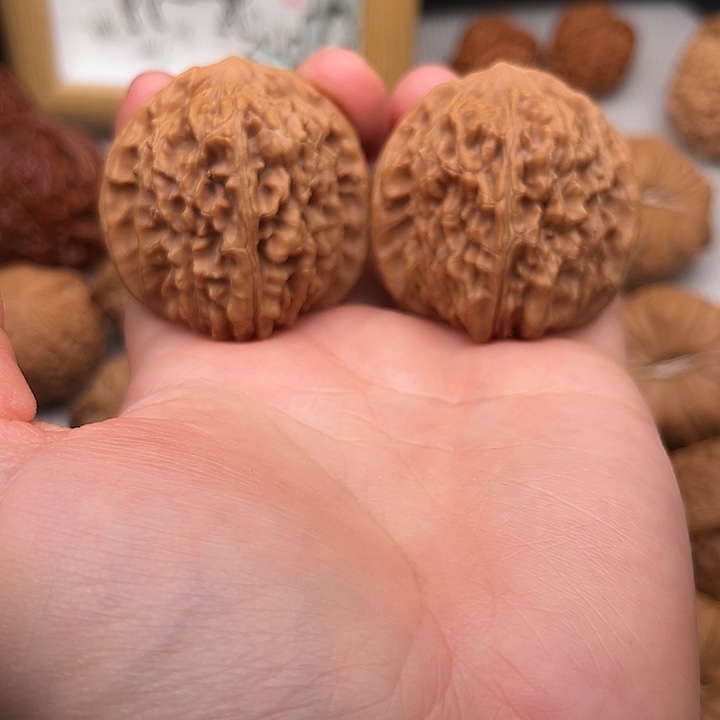 文玩核桃把件四座楼41全品