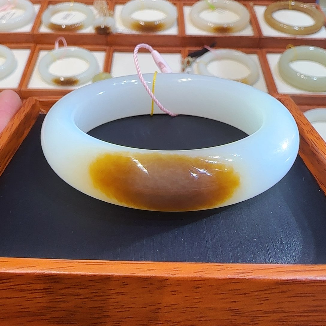 和田玉手镯未镶嵌且末一口老红糖54 55