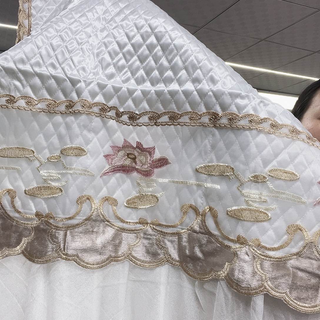 雪尼尔咯啦咯啦咯啦咯