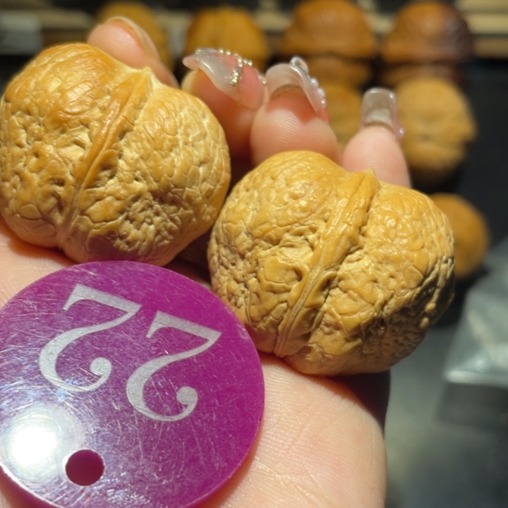 方尊元宝34尺寸核桃