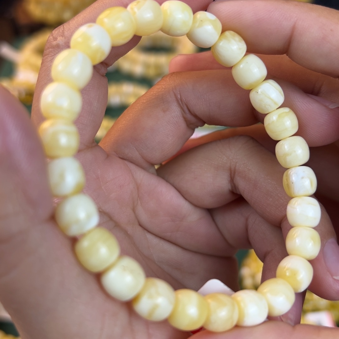 琥珀裸石未镶嵌kkjjjjjjjn