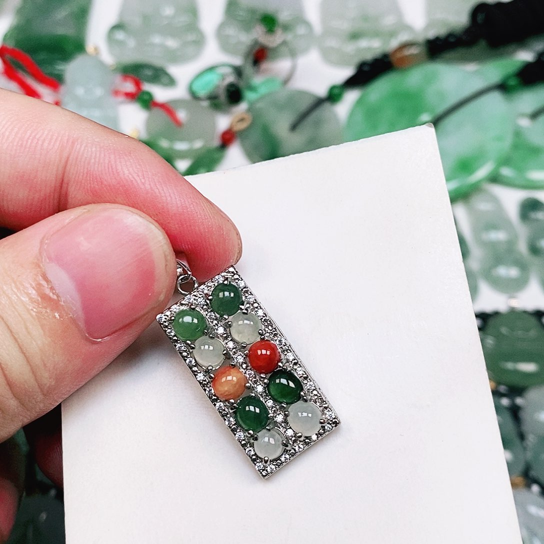 翡翠吊坠(不含链)未镶嵌