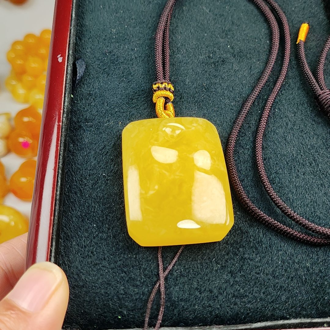 蜜蜡吊坠(赠链)未镶嵌