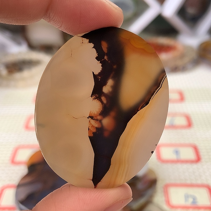 玛瑙/玉髓颈饰未镶嵌
