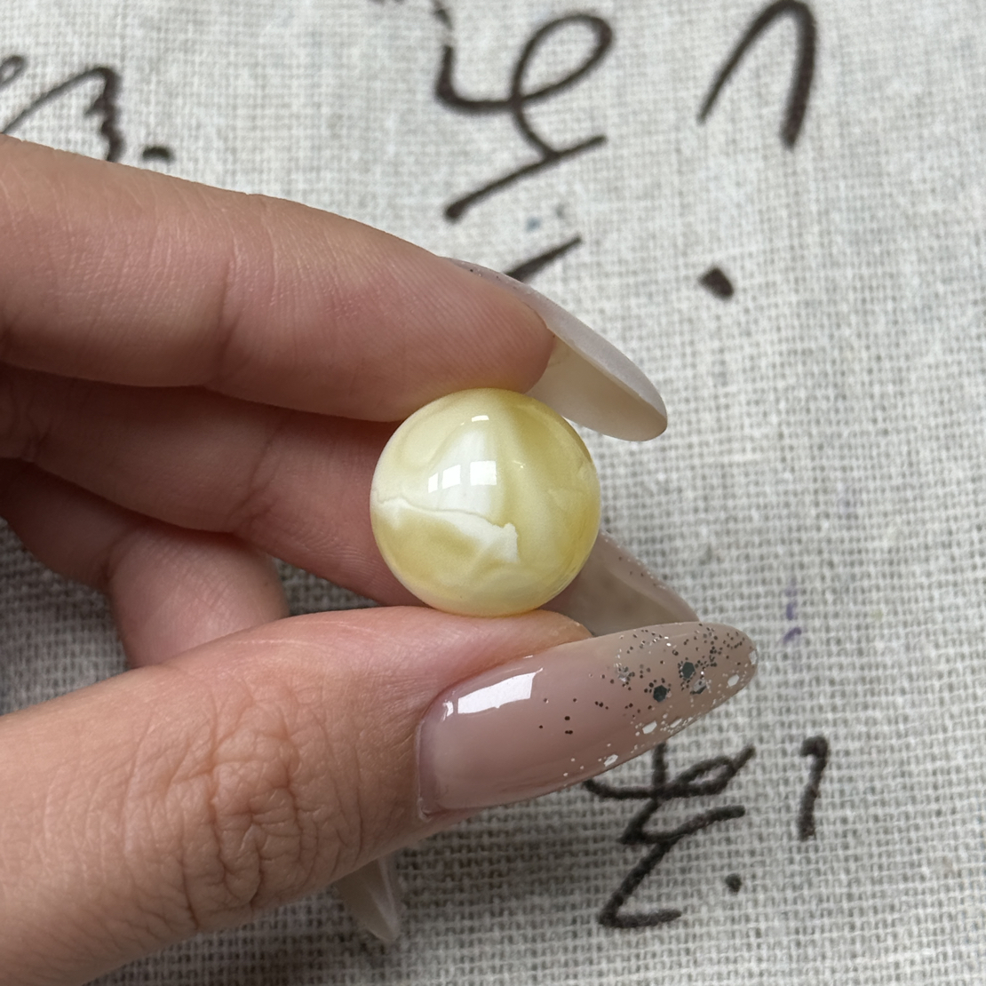 15.7mm 小刘珠宝天然原矿琥珀蜜蜡圆珠