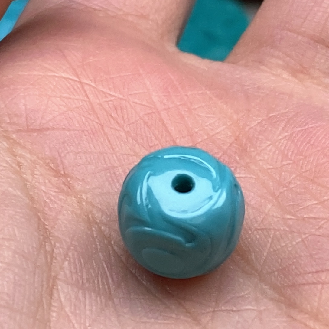 绿松石颈饰未镶嵌?****?