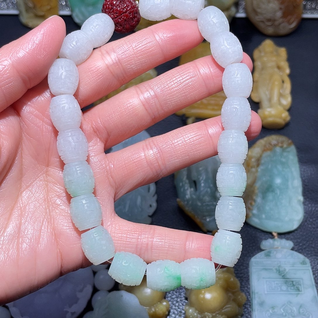 未镶嵌定制翡翠翡翠