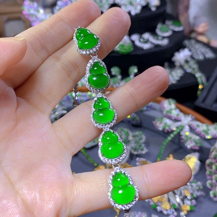 翡翠戒指银S925镶嵌天然翡翠