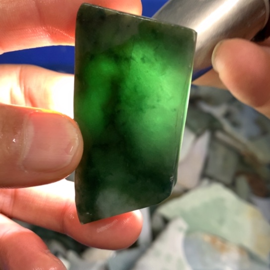 翡翠裸石翡翠料子