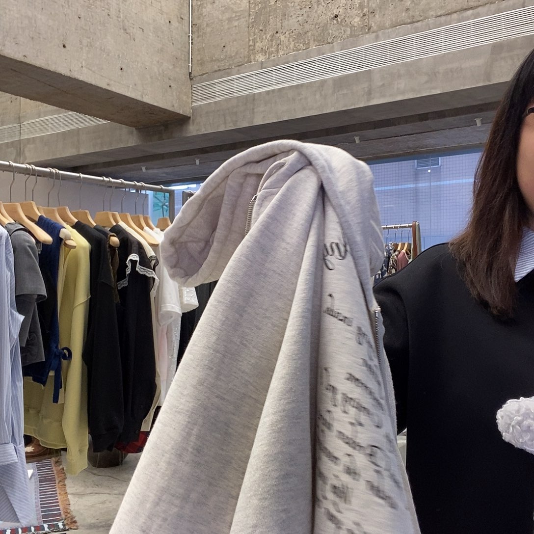 特价款灰色外套s不退换