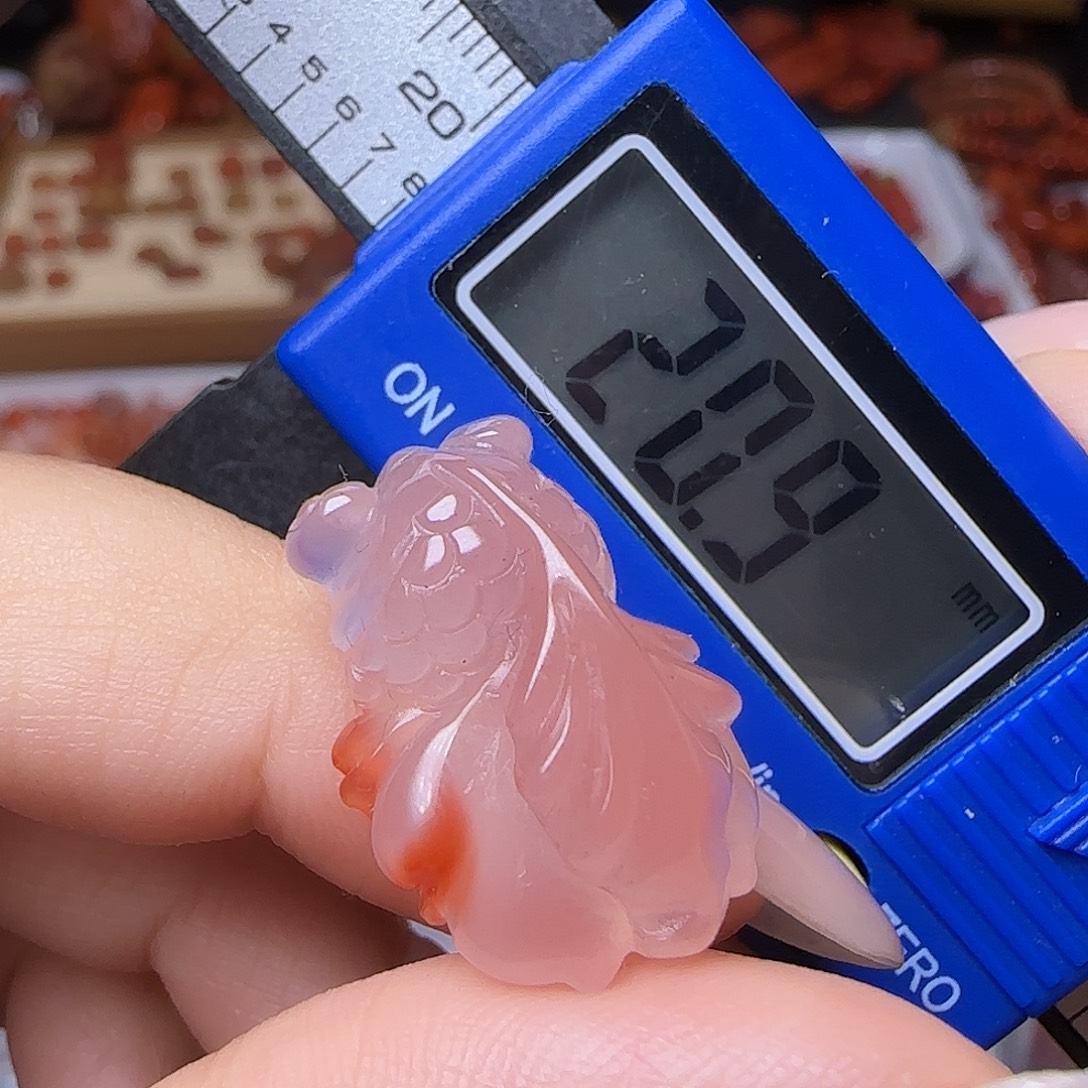 南红玛瑙未镶嵌颈饰