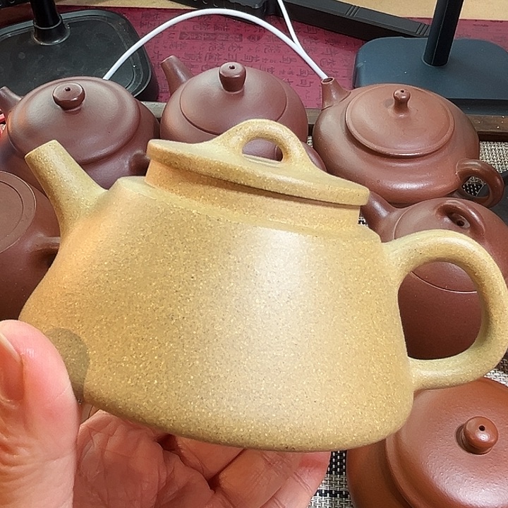 段泥茶壶此**刻瑕疵作品