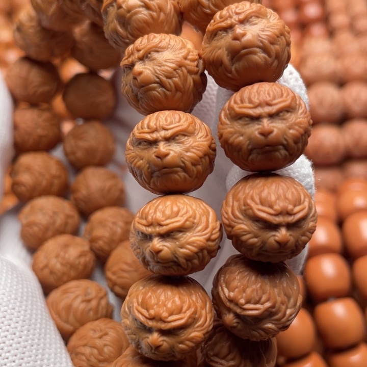 猴头核桃吊坠蓝**洋斗战胜佛