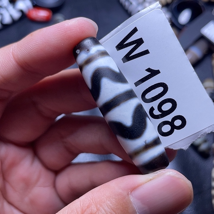 玛瑙/玉髓颈饰未镶嵌微瑕